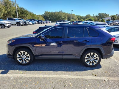 2020 Toyota RAV4 XLE Premium