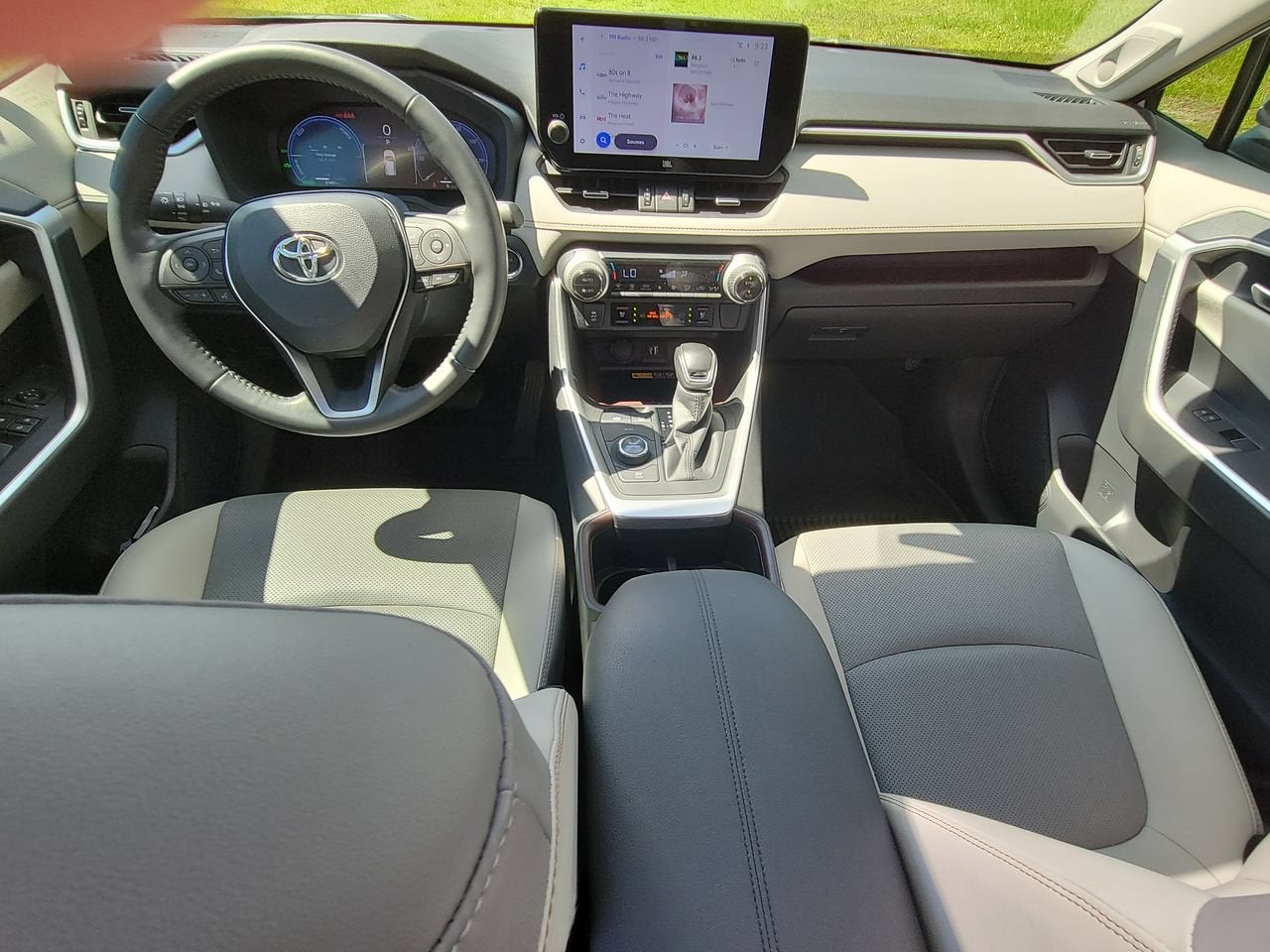 2025 Toyota RAV4 Hybrid Limited