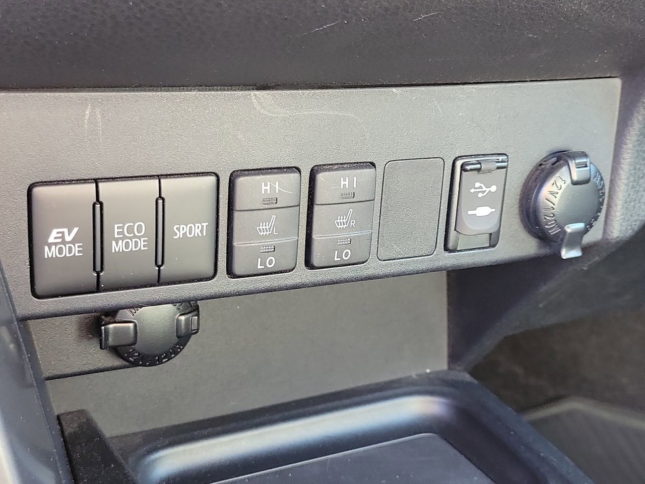 2018 Toyota RAV4 Hybrid Limited