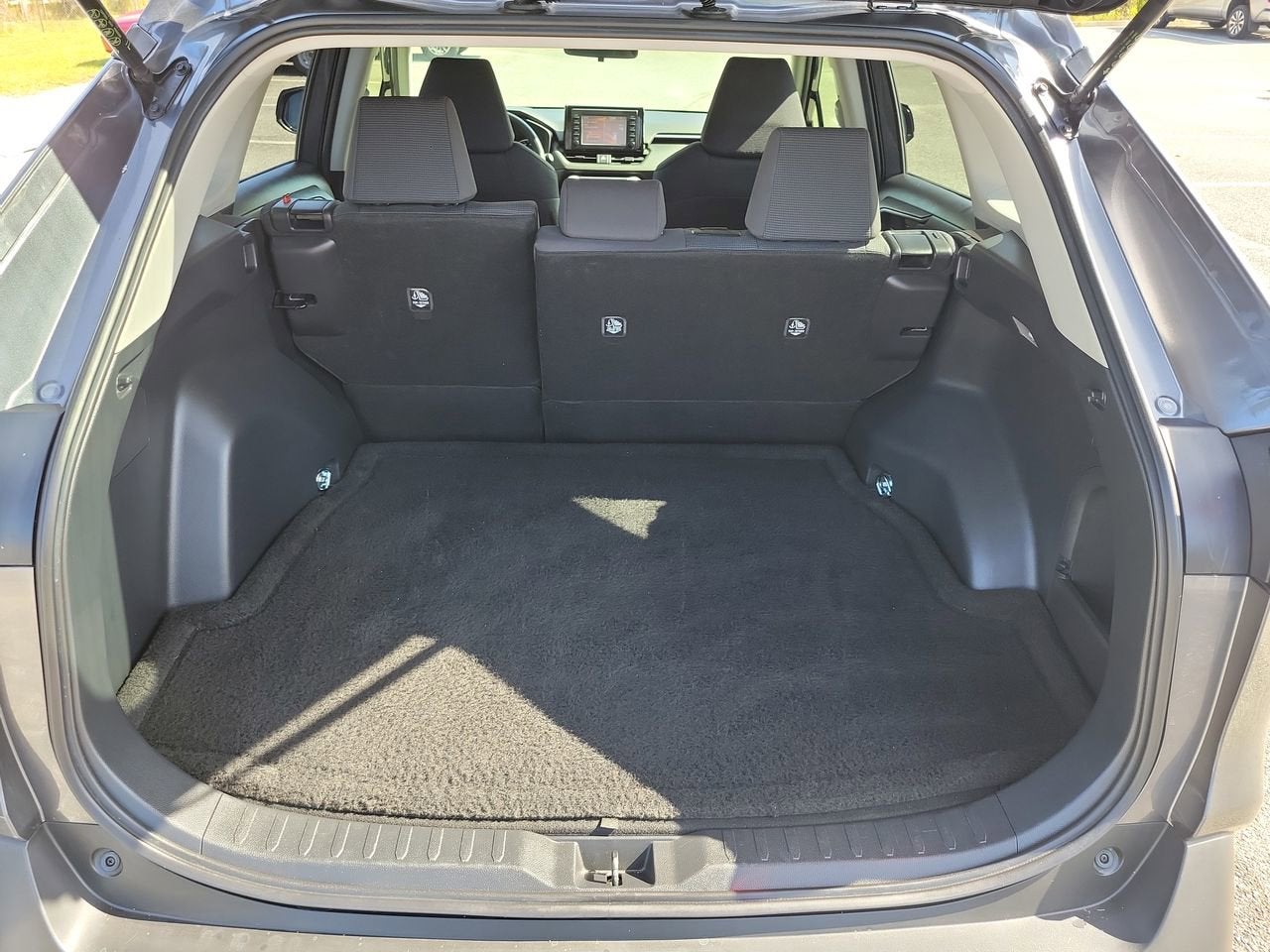 2019 Toyota RAV4 Hybrid LE