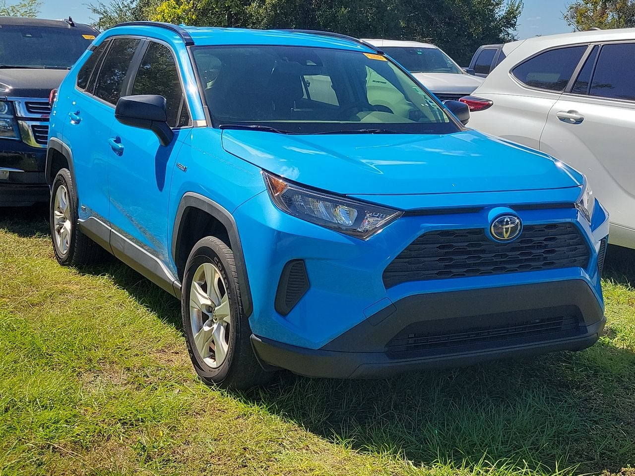 2020 Toyota RAV4 Hybrid LE