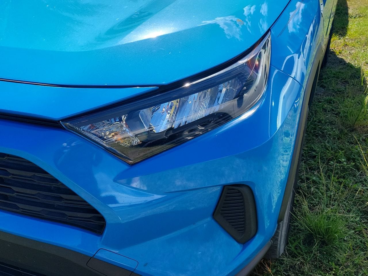 2020 Toyota RAV4 Hybrid LE