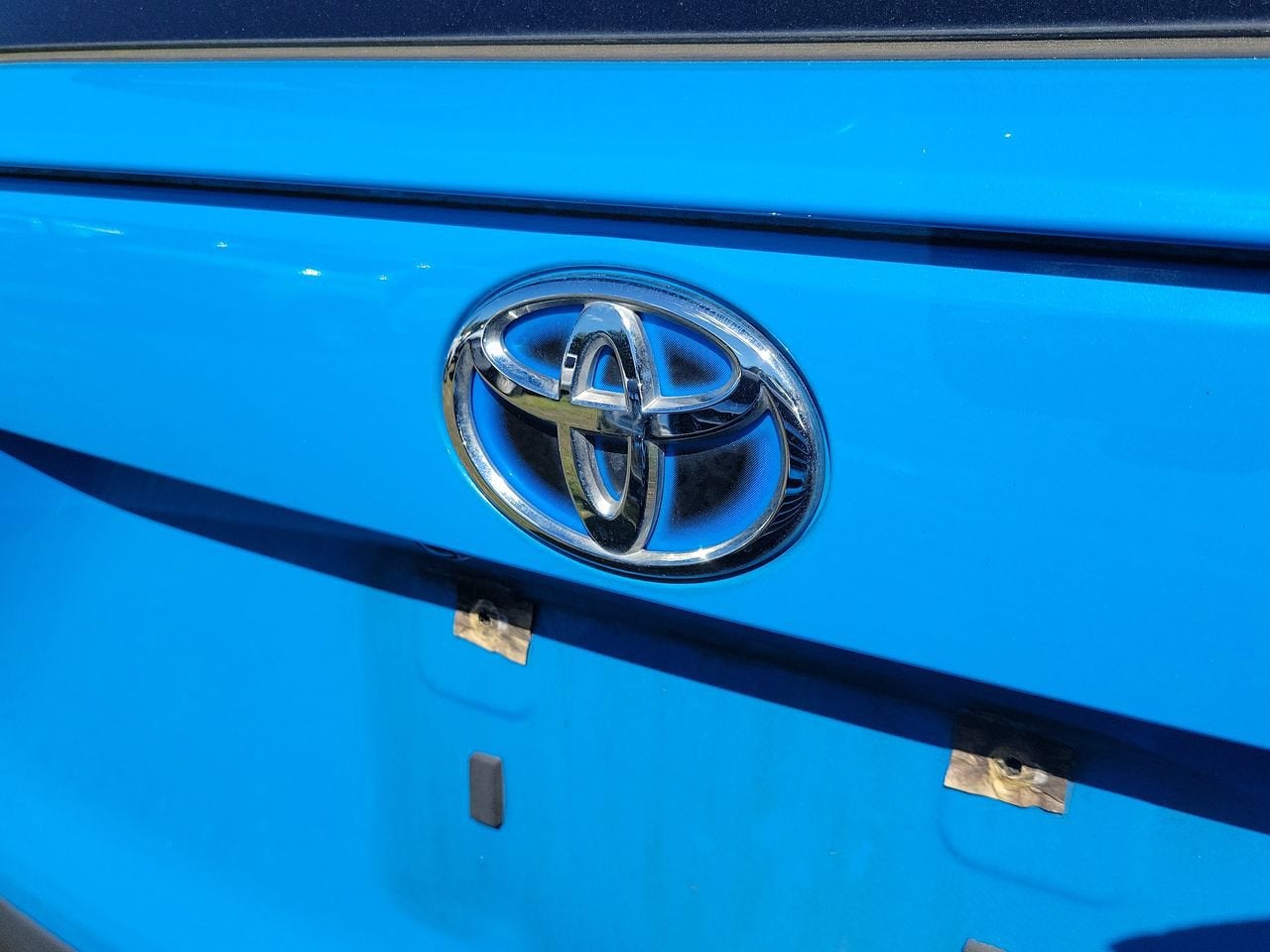 2020 Toyota RAV4 Hybrid LE