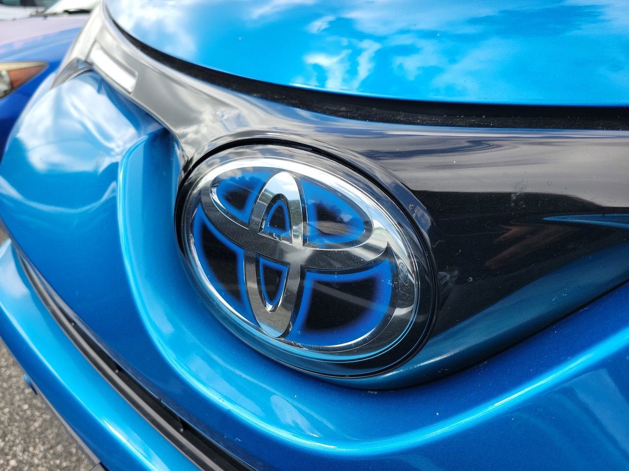 2017 Toyota RAV4 Hybrid XLE