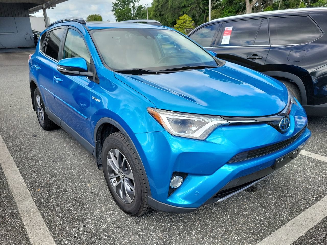 2017 Toyota RAV4 Hybrid XLE