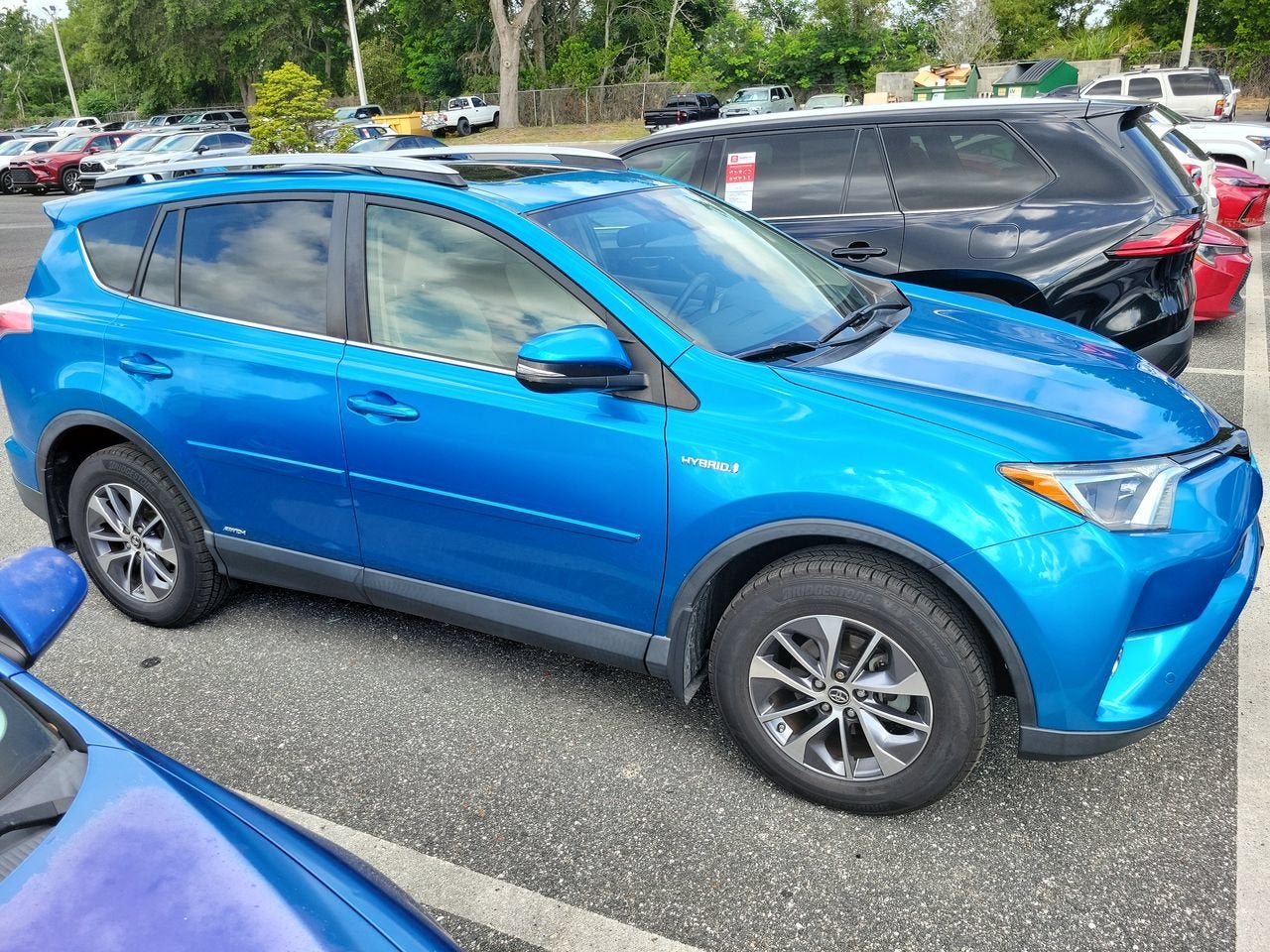 2017 Toyota RAV4 Hybrid XLE