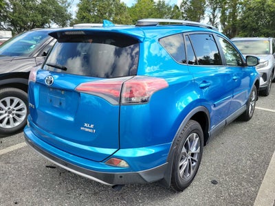 2017 Toyota RAV4 Hybrid XLE