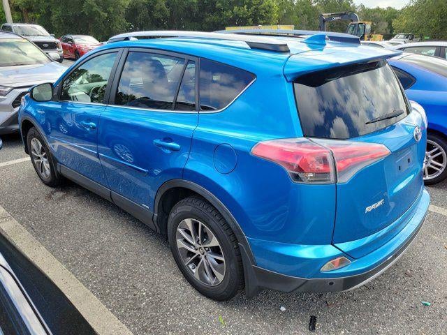 2017 Toyota RAV4 Hybrid XLE