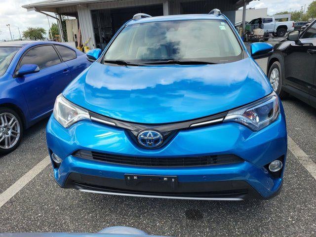 2017 Toyota RAV4 Hybrid XLE