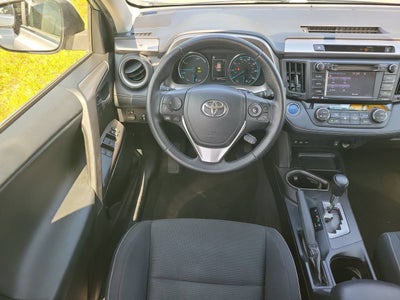 2016 Toyota RAV4 Hybrid XLE