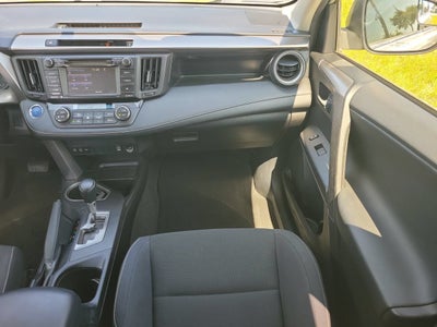 2016 Toyota RAV4 Hybrid XLE