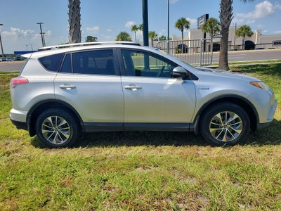 2016 Toyota RAV4 Hybrid XLE