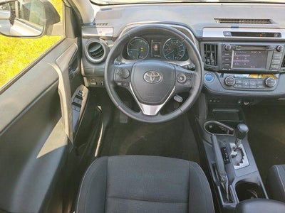 2016 Toyota RAV4 Hybrid XLE