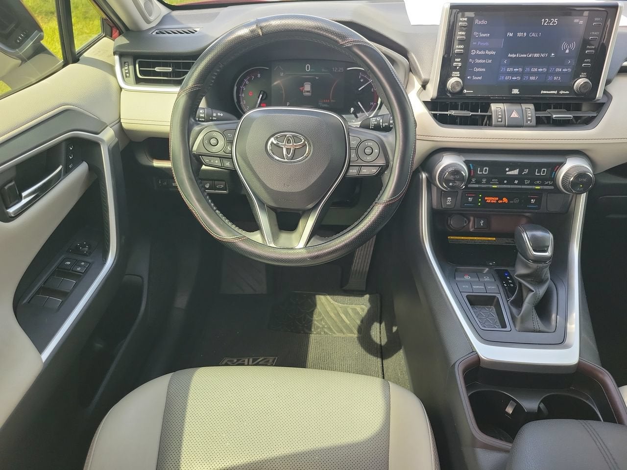 2020 Toyota RAV4 Limited