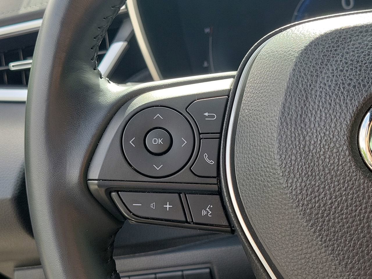 2024 Toyota Corolla Hatchback XSE