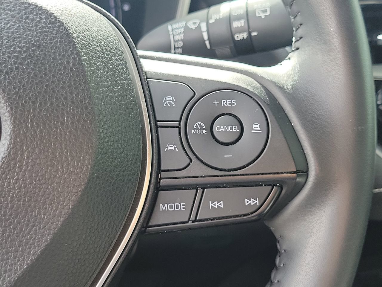 2024 Toyota Corolla Hatchback XSE