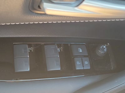 2023 Toyota Corolla Hatchback SE
