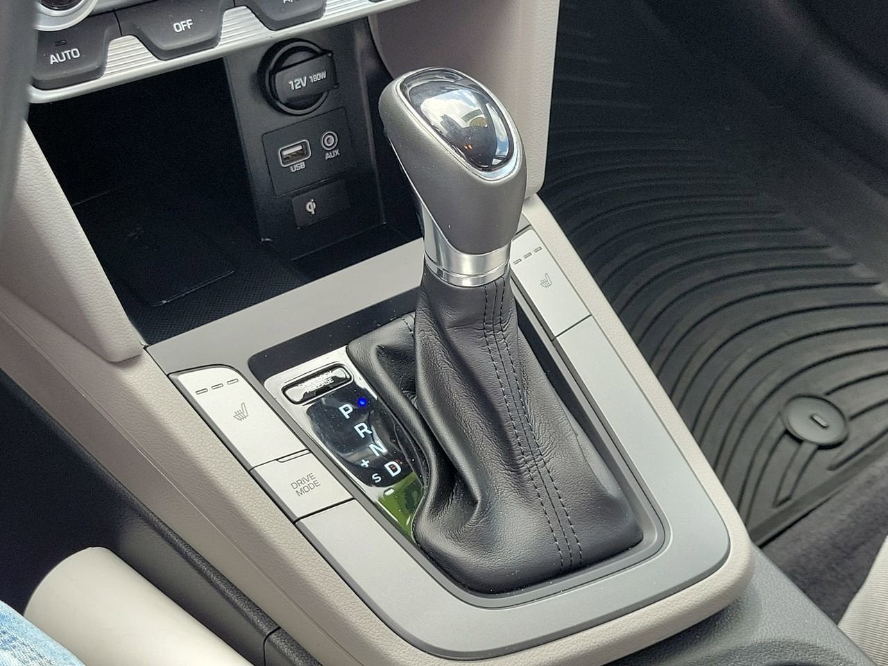 2020 Hyundai Elantra Limited