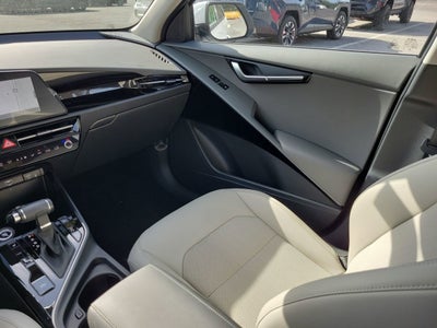 2025 Kia Niro EX