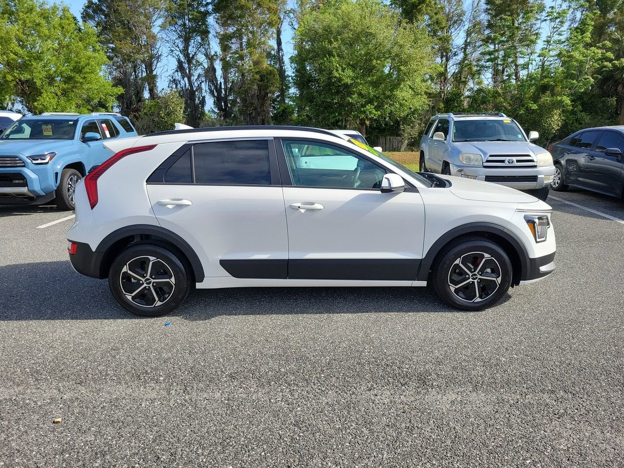 2025 Kia Niro EX
