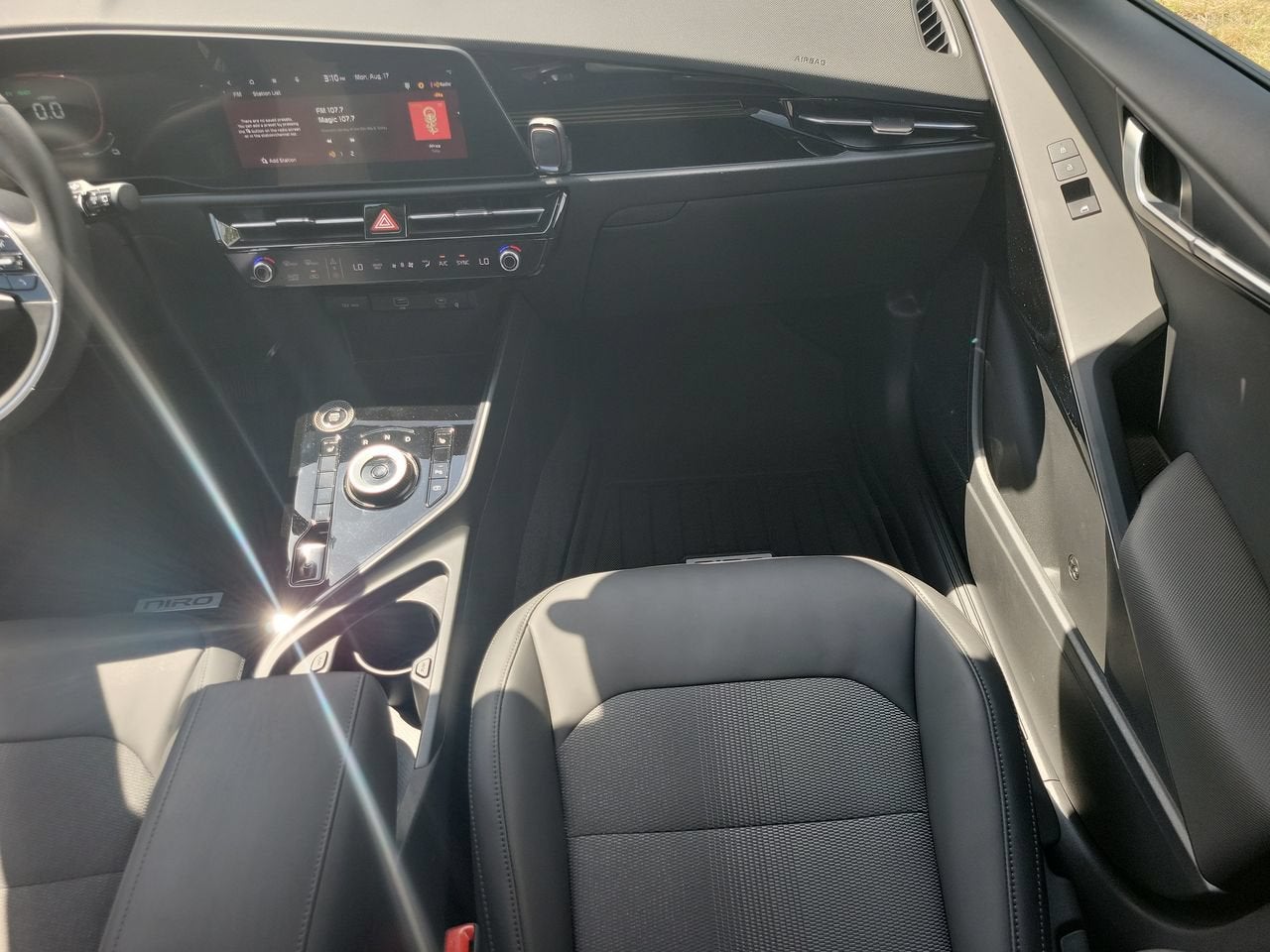 2024 Kia Niro Plug-In Hybrid EX