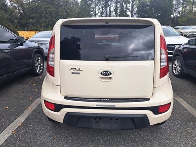 2013 Kia Soul Base
