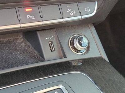 2020 Audi Q5 45 Premium Plus