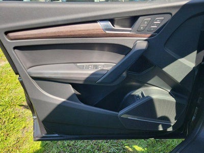 2023 Audi Q5 e S line Premium Plus