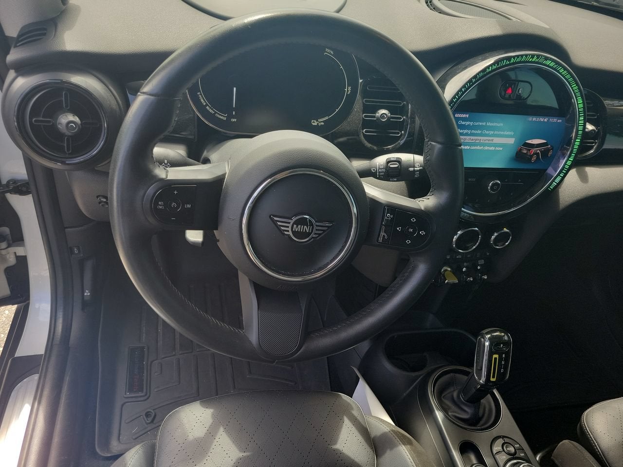 2022 MINI Cooper SE Electric Signature