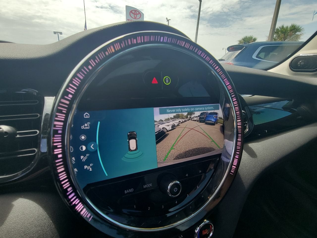 2022 MINI Cooper SE Electric Signature