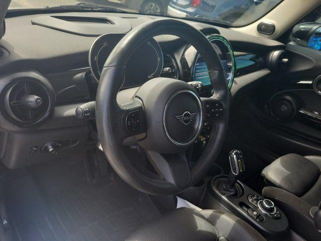 2022 MINI Cooper SE Electric Signature