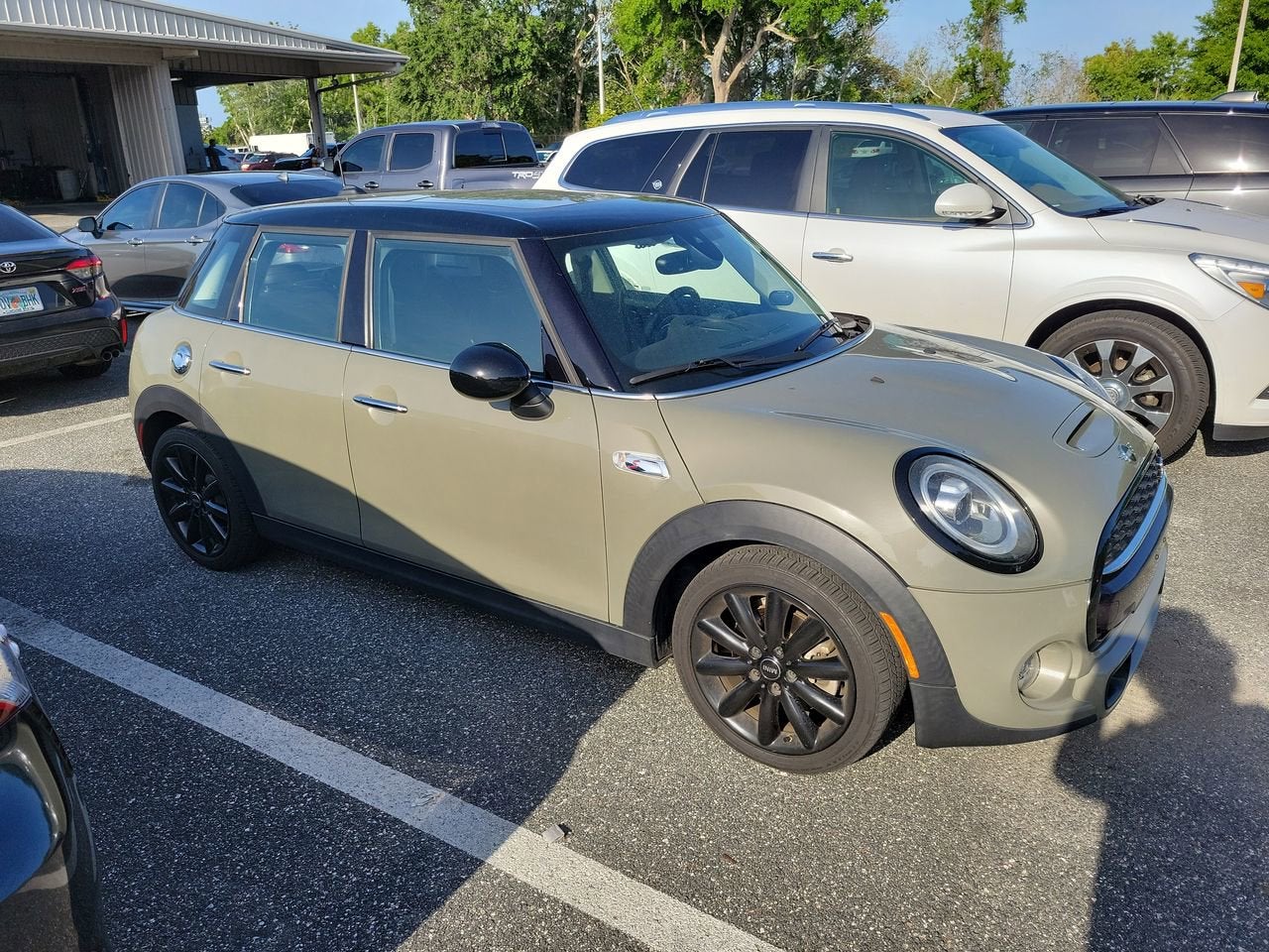 2019 MINI Hardtop 4 Door Signature