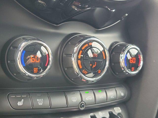 2019 MINI Hardtop 4 Door Signature