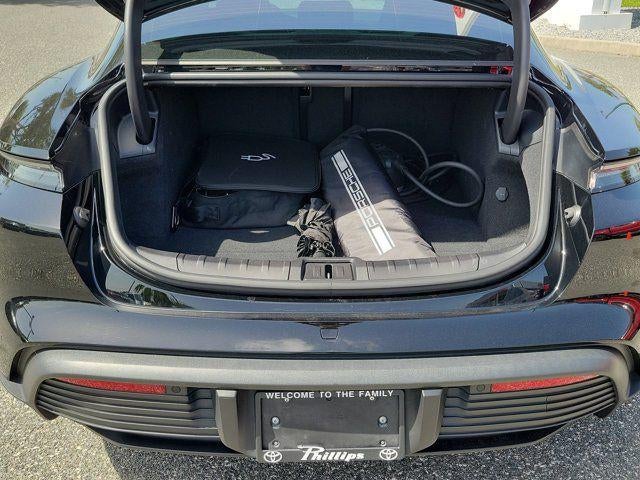 2022 Porsche Taycan Base