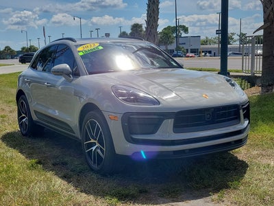2022 Porsche Macan Base