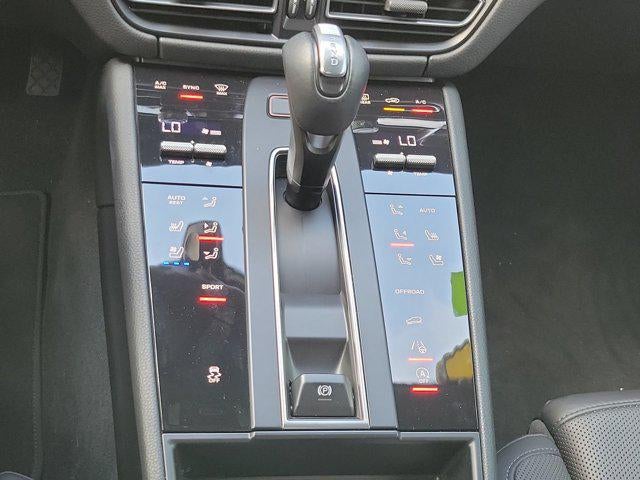 2022 Porsche Macan Base
