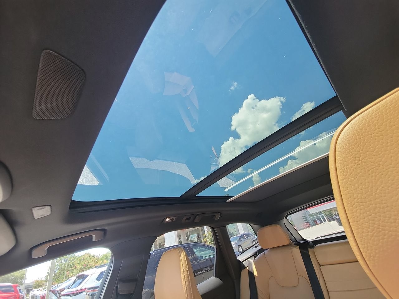 2020 Volvo XC60 T5 Momentum