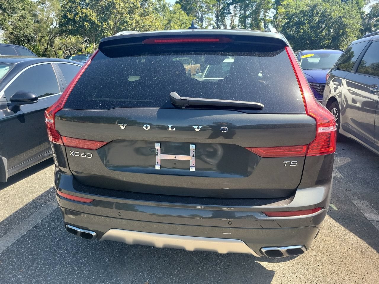 2020 Volvo XC60 T5 Momentum