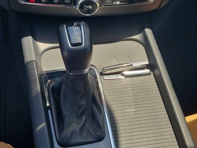 2020 Volvo XC60 T5 Momentum