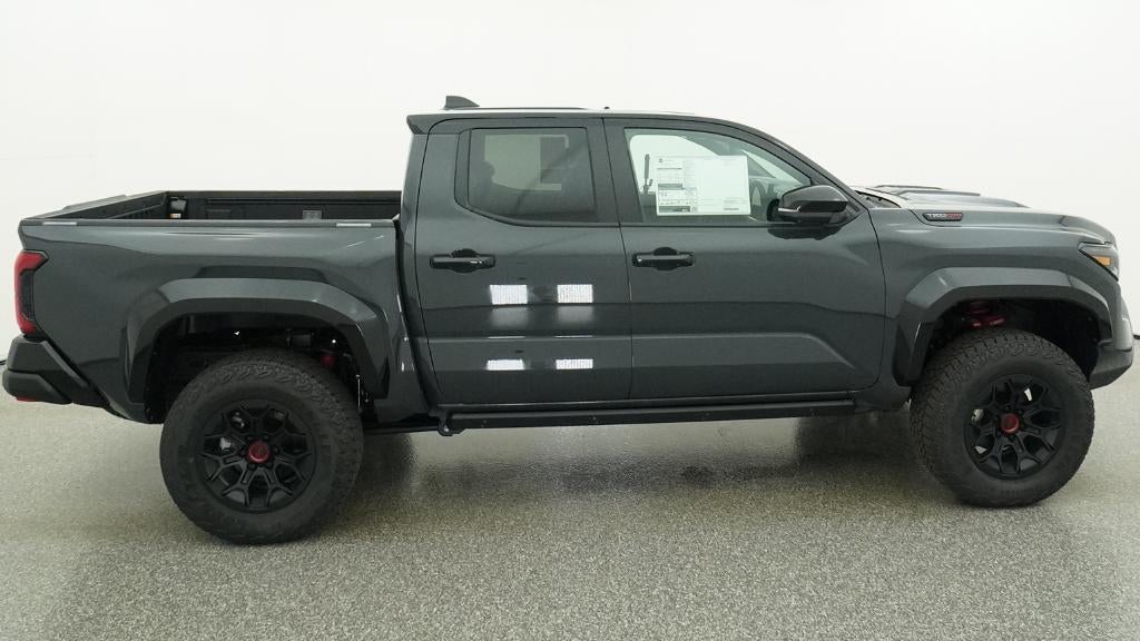 2026 Toyota Tacoma TRD Pro - Photo 11