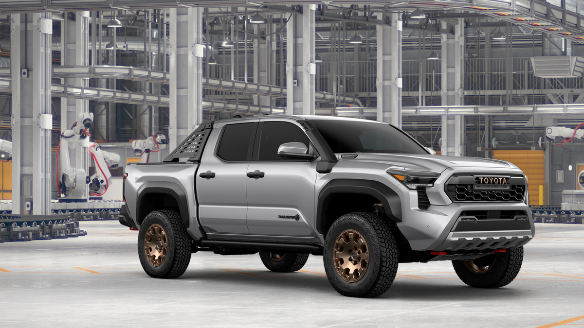 2026 Toyota Tacoma i-FORCE MAX Trailhunter