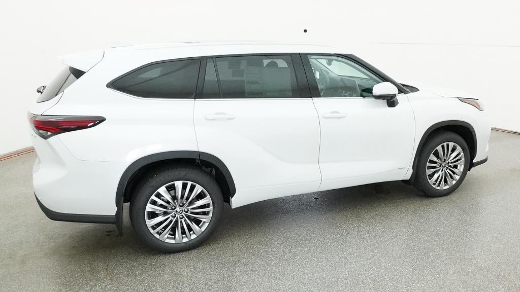 2026 Toyota Highlander Hybrid Hybrid Platinum