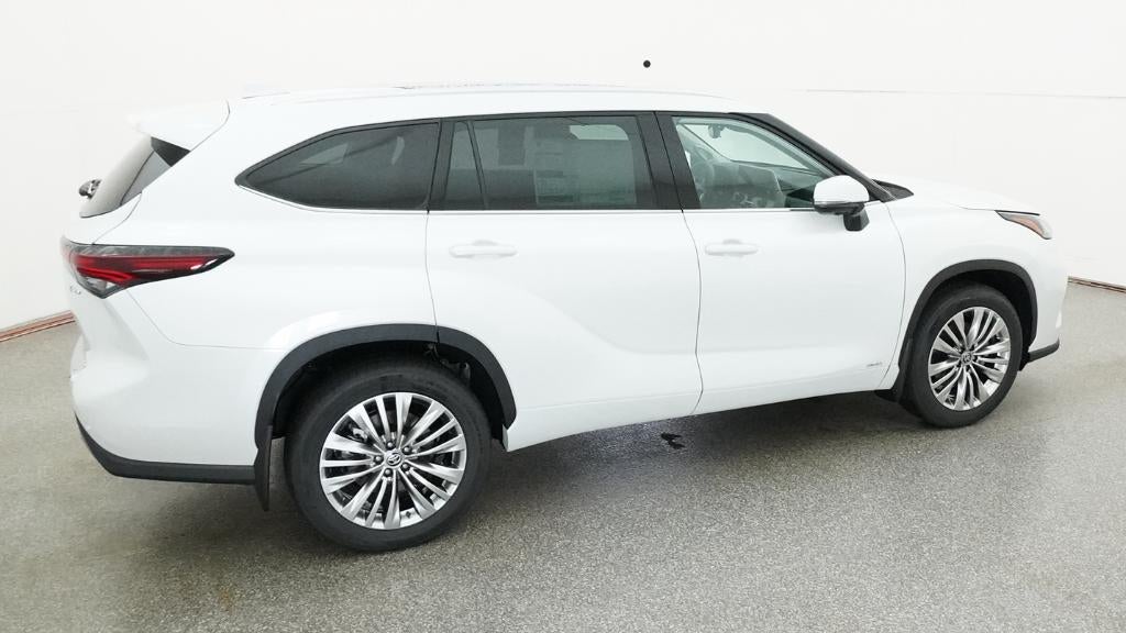 2026 Toyota Highlander Hybrid Hybrid Platinum