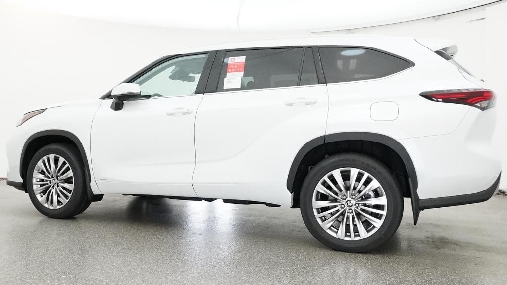 2026 Toyota Highlander Hybrid Hybrid Platinum