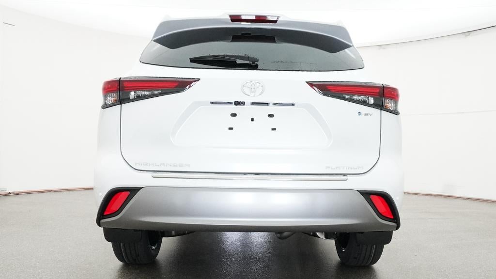 2026 Toyota Highlander Hybrid Hybrid Platinum