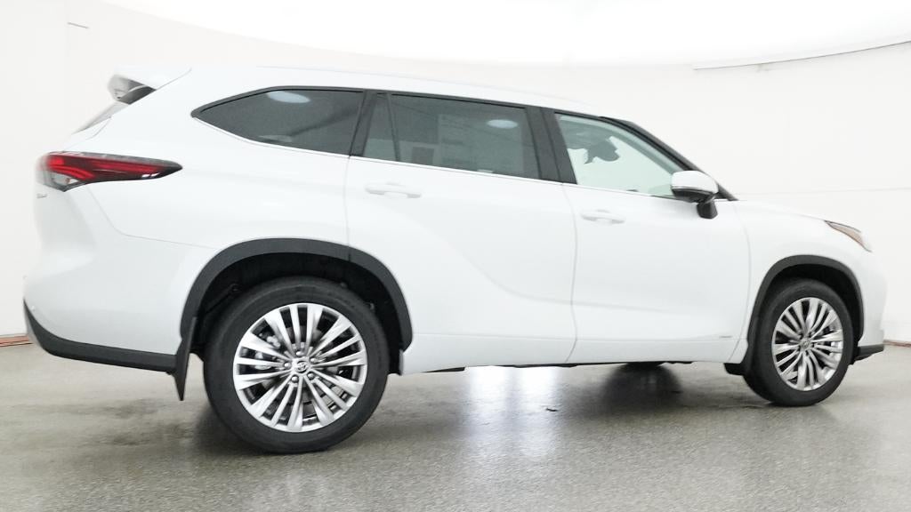 2026 Toyota Highlander Hybrid Hybrid Platinum