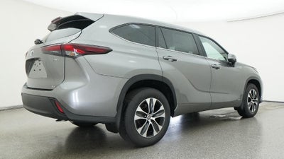 2026 Toyota Highlander Hybrid Hybrid XLE