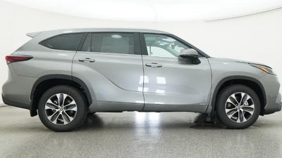 2026 Toyota Highlander Hybrid Hybrid XLE
