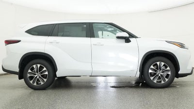 2026 Toyota Highlander Hybrid Hybrid XLE
