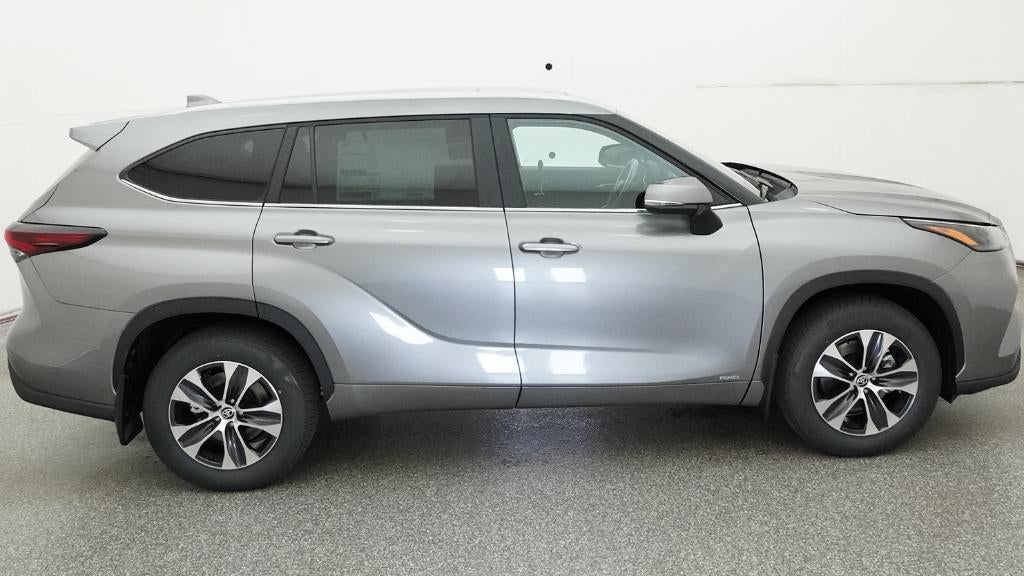 2026 Toyota Highlander Hybrid Hybrid XLE